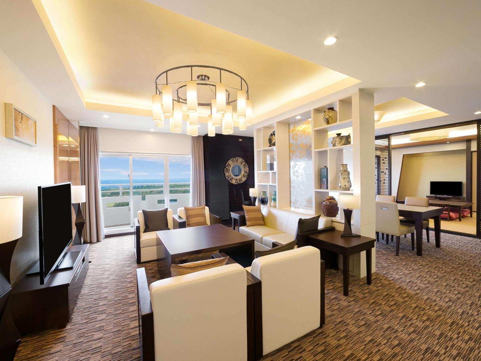 Grand Mercure Okinawa Cape Zanpa Resort Yomitan Extérieur photo