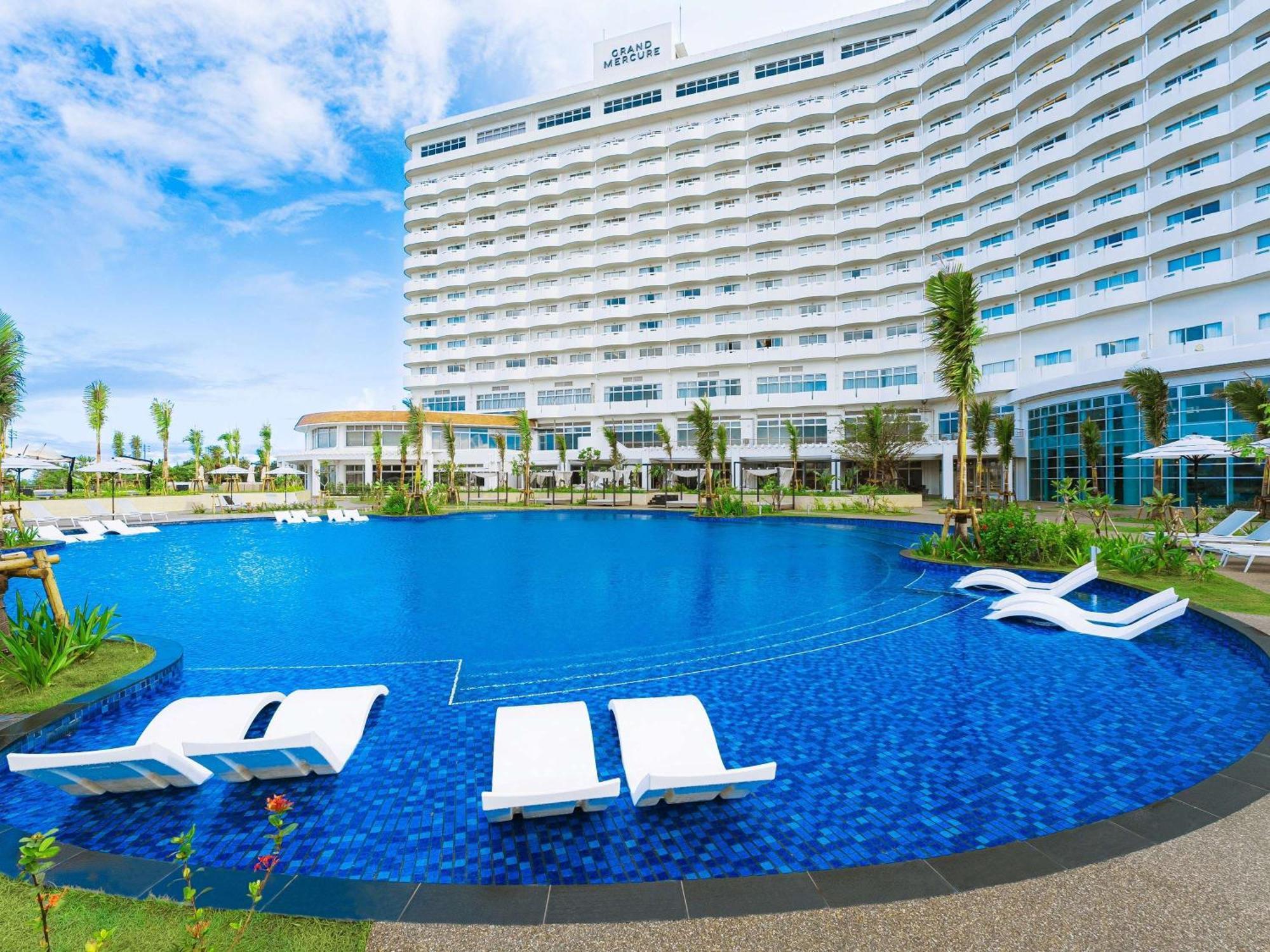 Grand Mercure Okinawa Cape Zanpa Resort Yomitan Extérieur photo